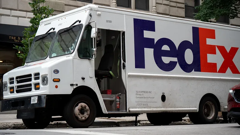 100.000 Dollar: PSA-Karten aus FedEx-Truck gestohlen