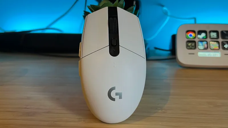 Alte Liebe rostet nicht: Warum die Logitech G305 auch nach acht Jahren unschlagbar bleibt