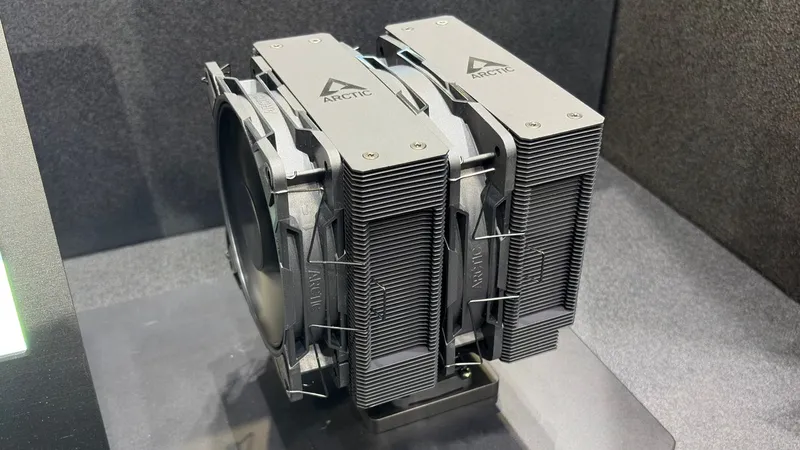 Arctic macht ernst: Günstiger CPU-Kühler für schmale Budgets auf der Computex
