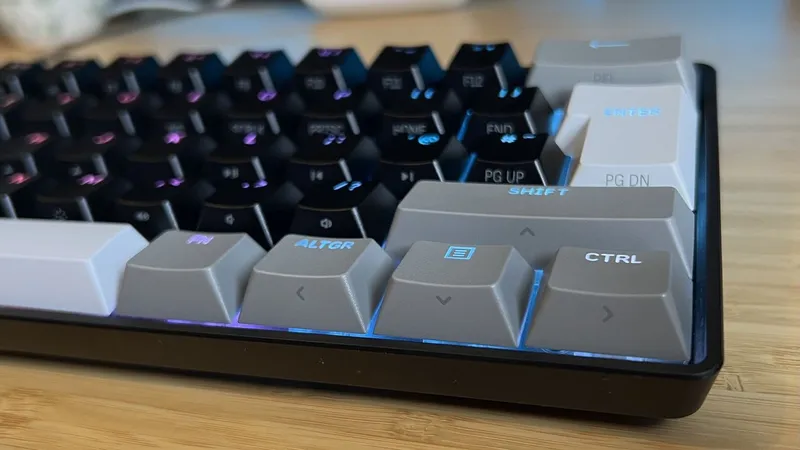 Corsair Clipper Pro Mini 60: Ein neuer Favorit auf dem Schreibtisch