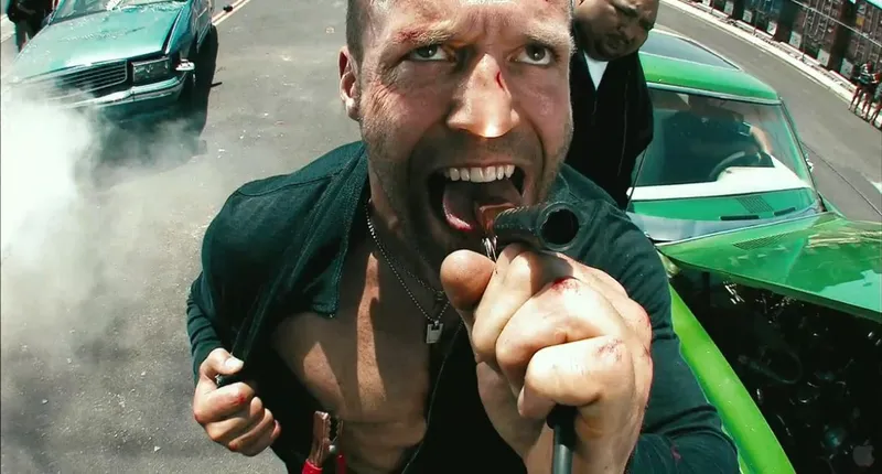 Crank und Crank: High Voltage jetzt kostenlos auf Pluto TV, Absurde Action für Fans