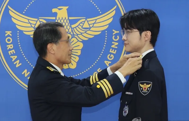 Faker wird Cyber-Glücksspiel-Botschafter: Südkoreanische Polizei ernennt LoL-Legende zum Ehrenpolizisten