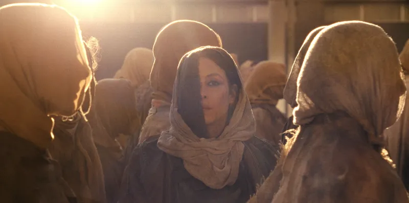 Hot Spot: Noomi Rapace träumt in Dunes durchgeknalltem Keller