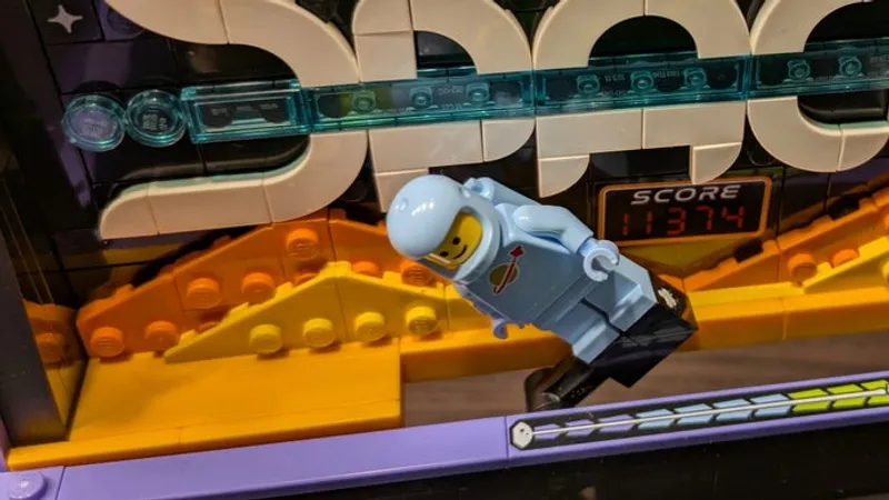 LEGO Icons Flipperautomat: Spielbarer Automat für 210 Euro