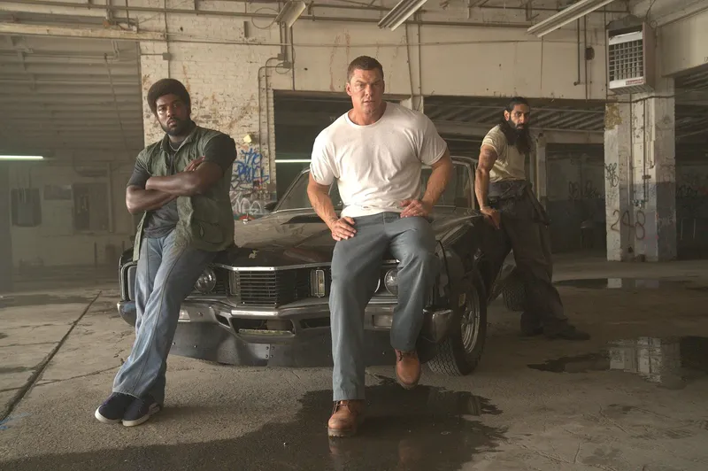 Motor City: Regisseur erklärt, warum sein Rache-Thriller anders klingt und knallt