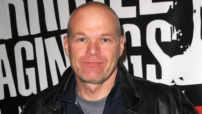 Uwe Boll kehrt zurück: Ein neuer Zombiekult aus der Hölle